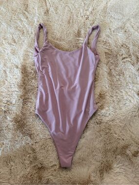 Fashion nova  low back body suit